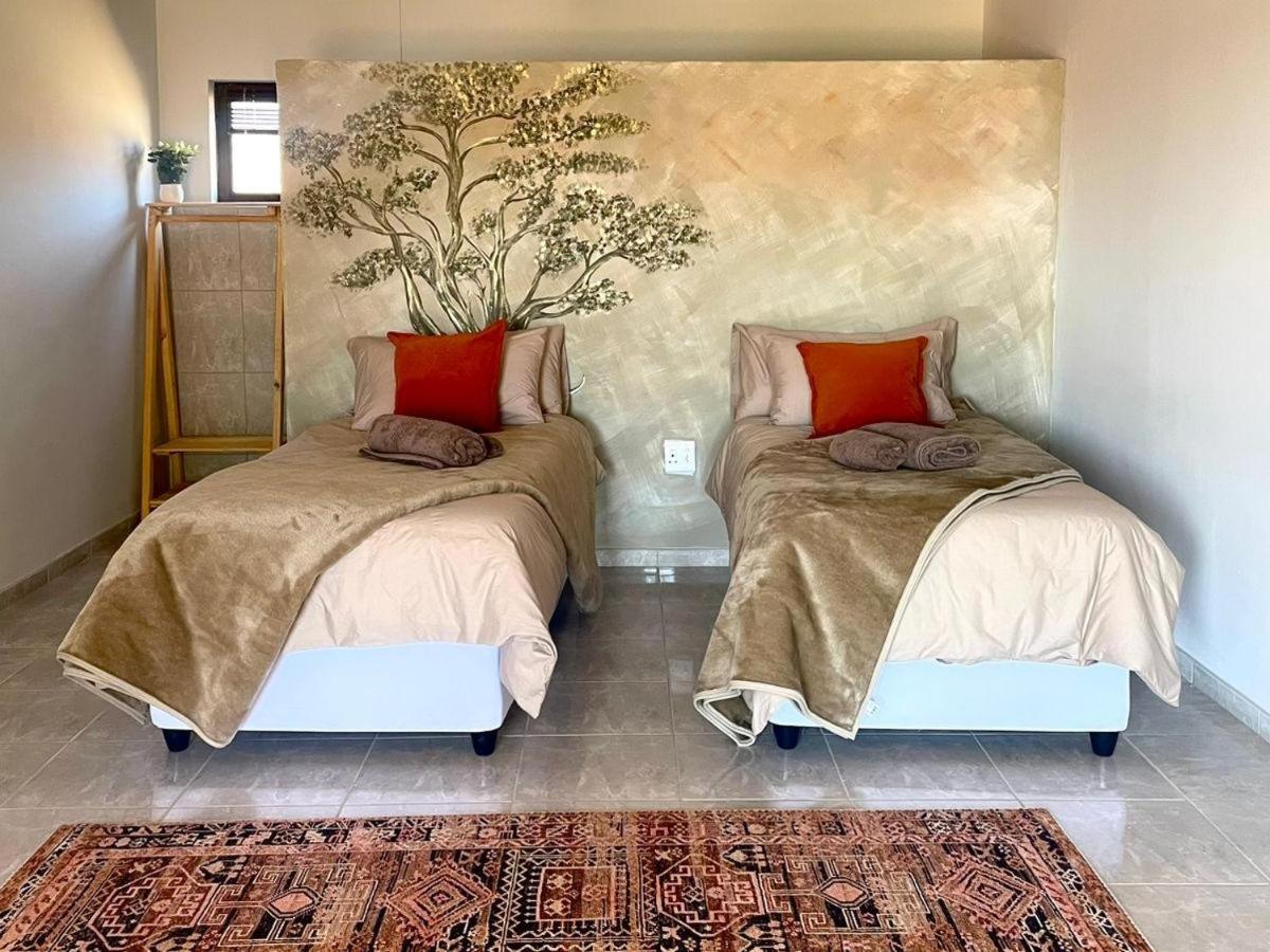 Eden Chalets 빈트후크 객실 사진