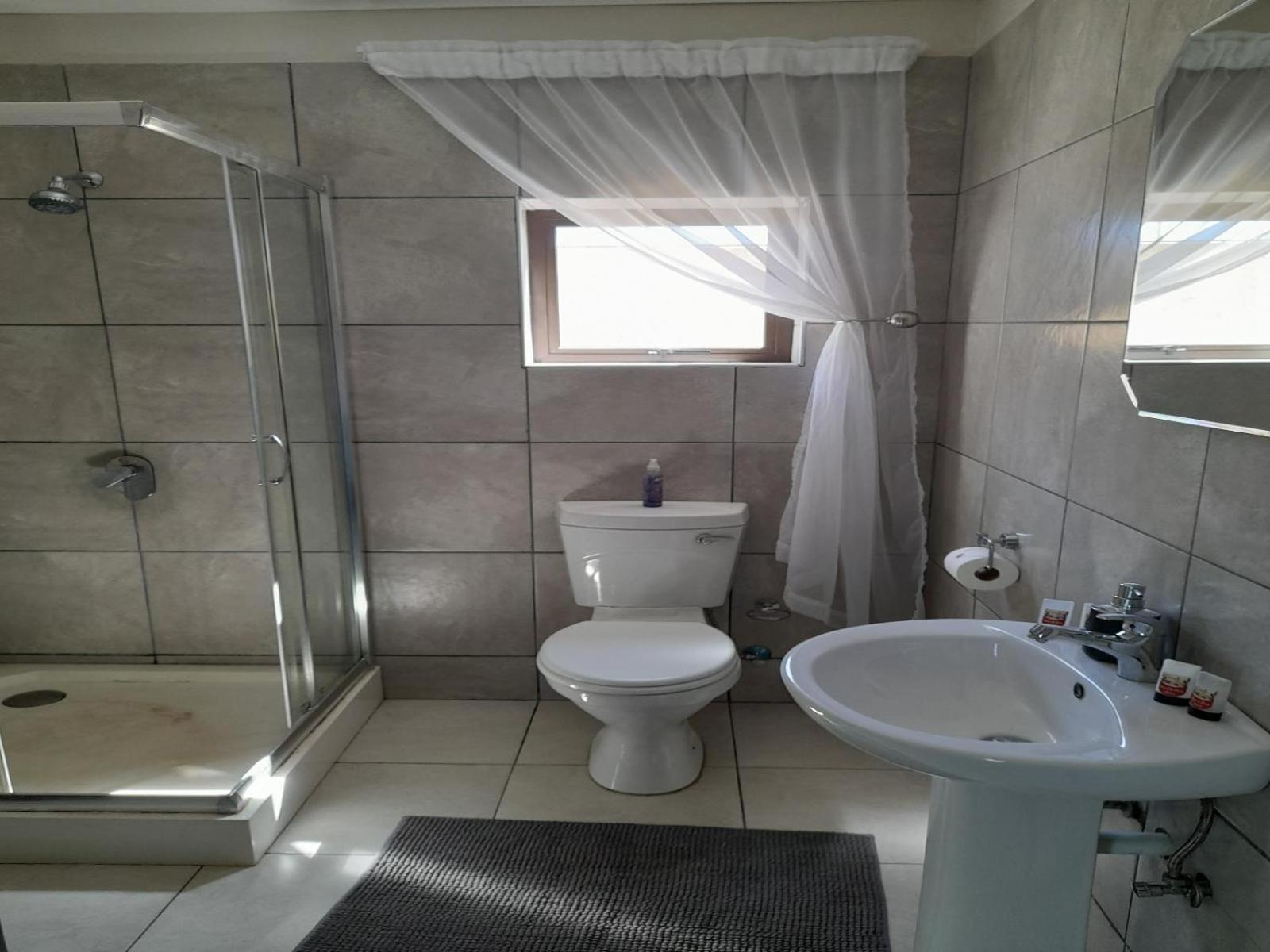 Eden Chalets 빈트후크 객실 사진